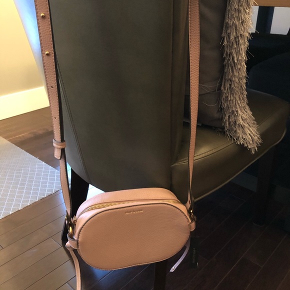 Purse - Picture 2 of 3